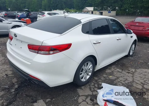 2016 Kia Optima Lx z USA, uszkodzony, nr VIN KNAGT4L36G5086833
